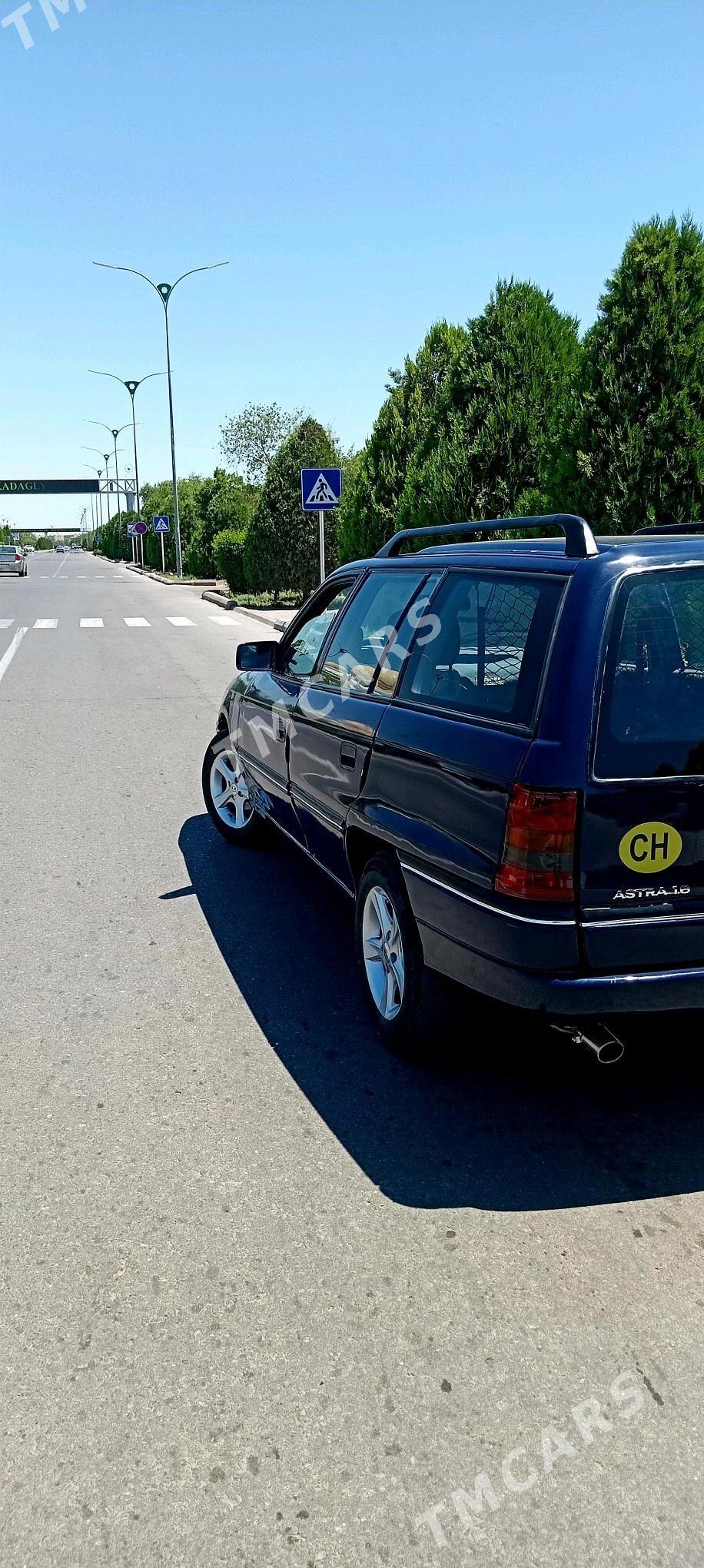 Opel Astra 1993 - 36 000 TMT - Дашогуз - img 4