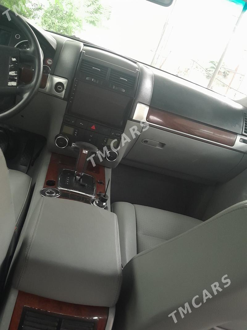 Volkswagen Touareg 2003 - 120 000 TMT - Анев - img 1