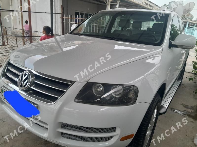 Volkswagen Touareg 2003 - 120 000 TMT - Анев - img 4