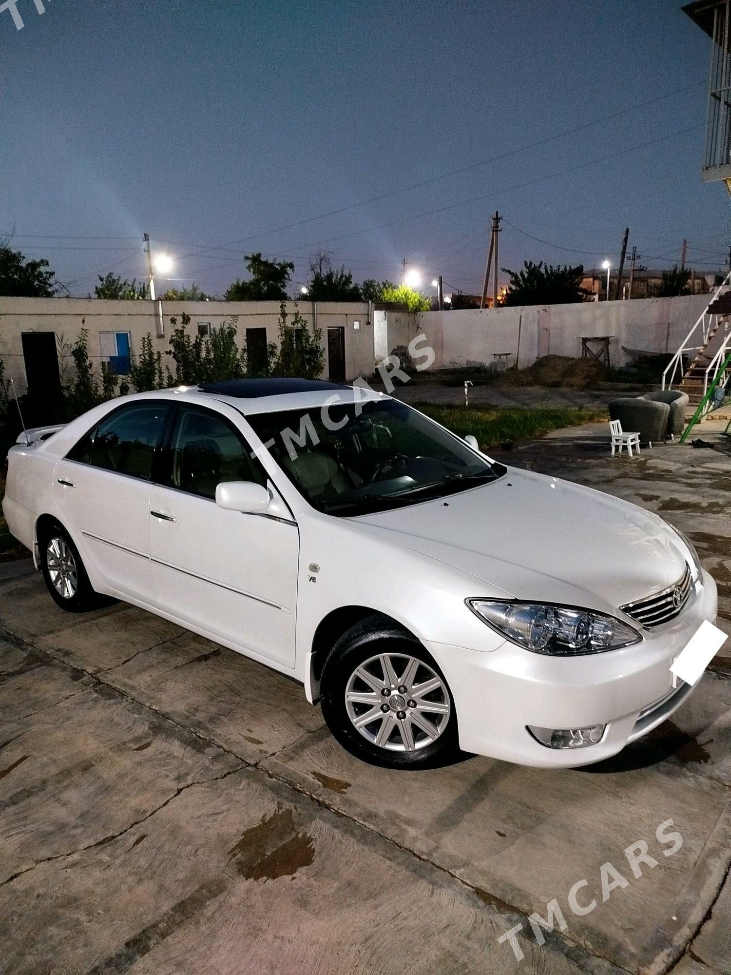 Toyota Camry 2003 - 210 000 TMT - Мары - img 3