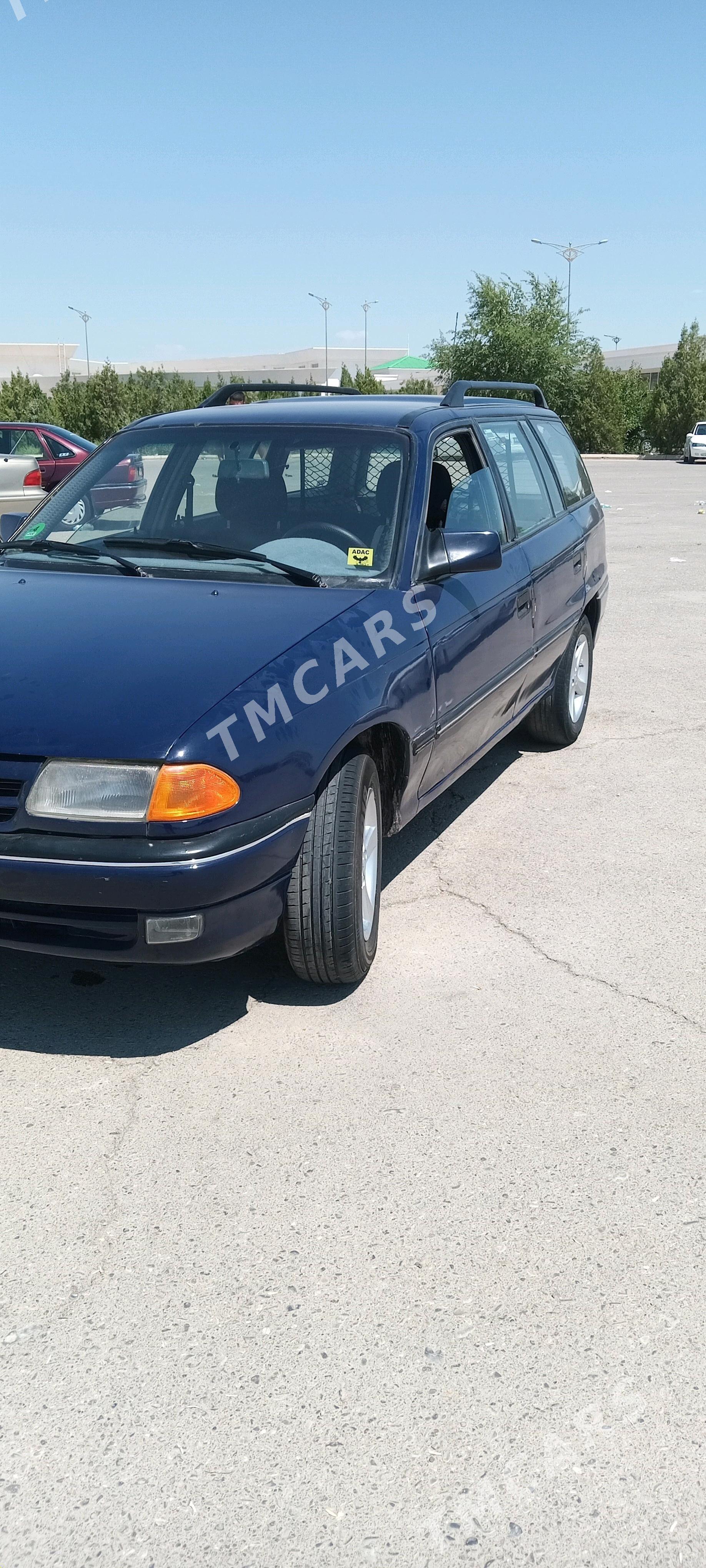 Opel Astra 1993 - 36 000 TMT - Дашогуз - img 7