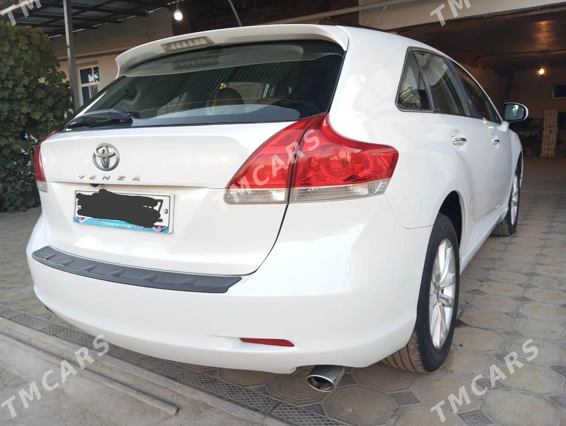 Toyota Venza 2011 - 230 000 TMT - Gurbansoltan Eje - img 4