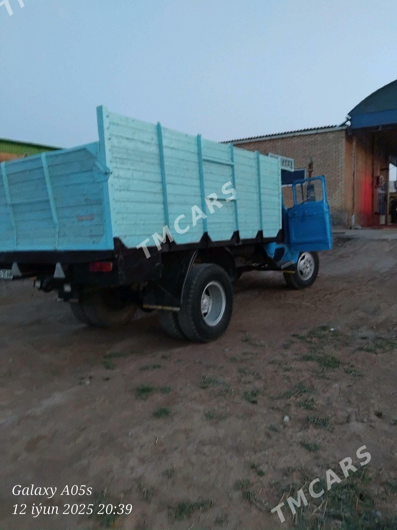 Zil 130 1986 - 110 000 TMT - Tejen - img 3