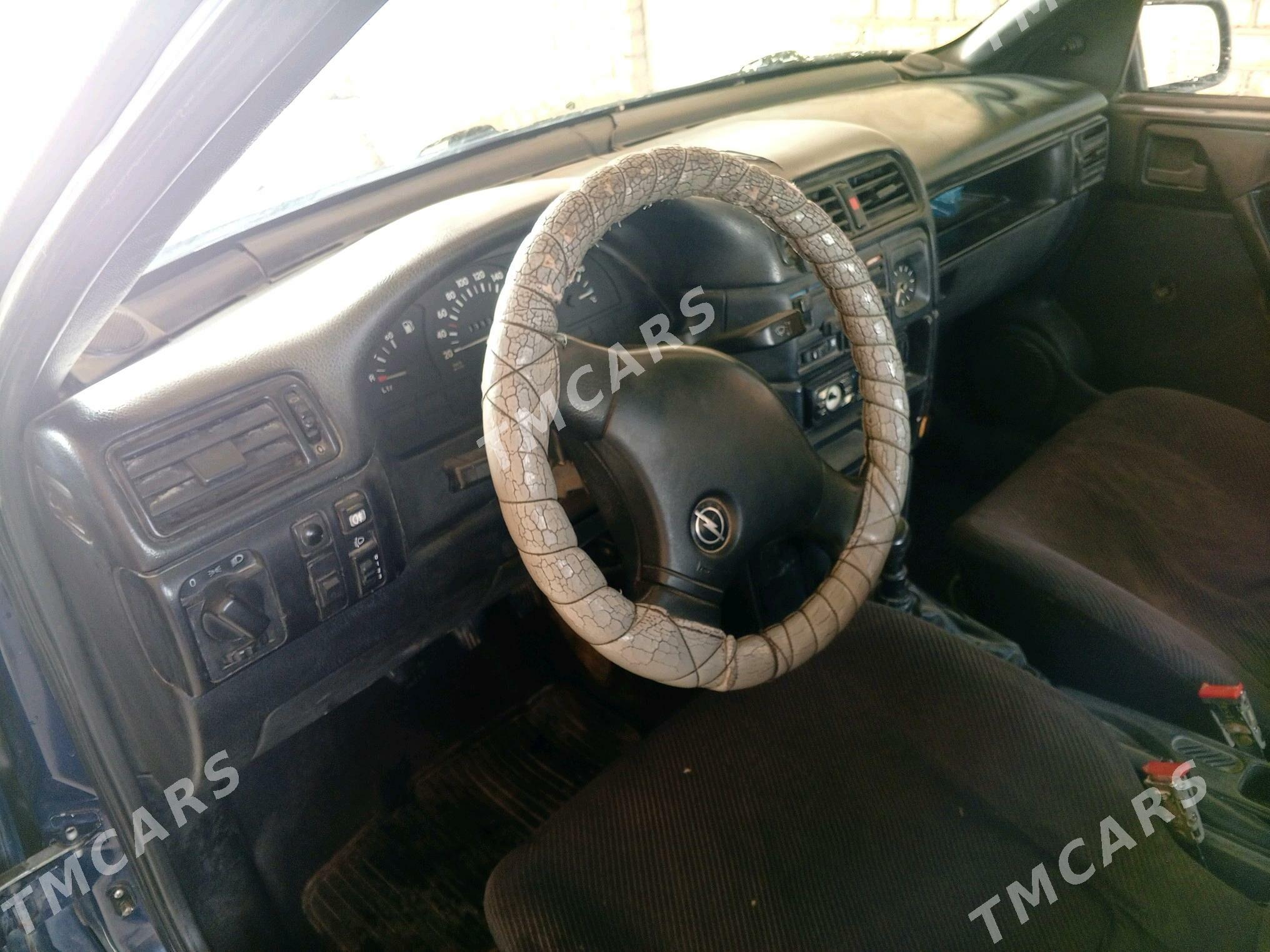 Opel Vectra 1991 - 29 000 TMT - Garagum etraby - img 2