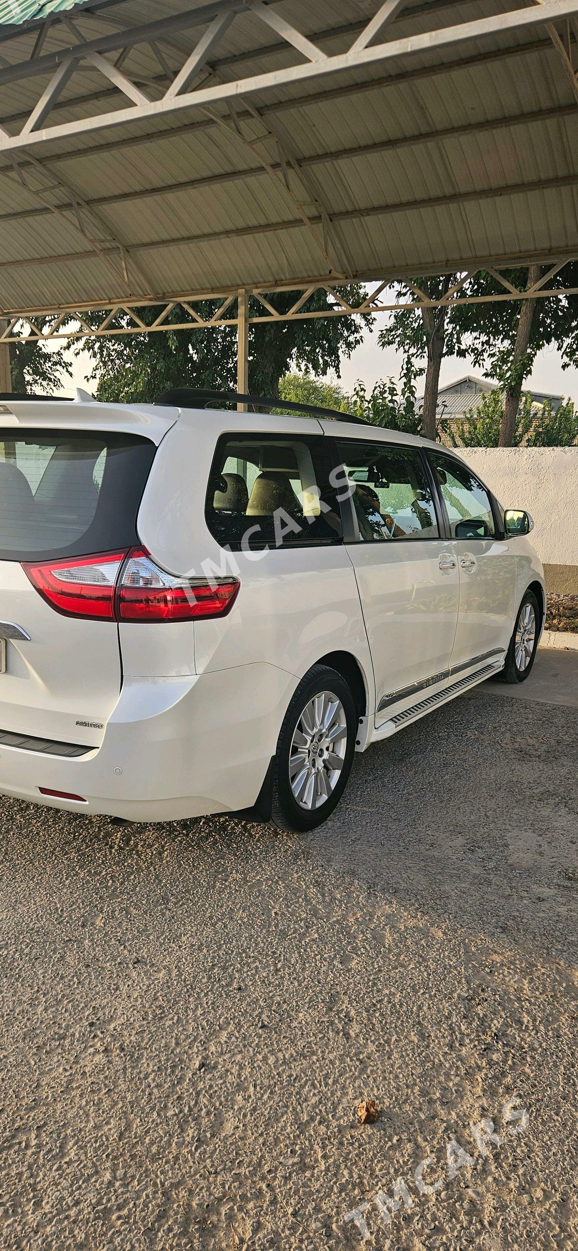 Toyota Sienna 2017 - 500 000 TMT - Änew - img 3