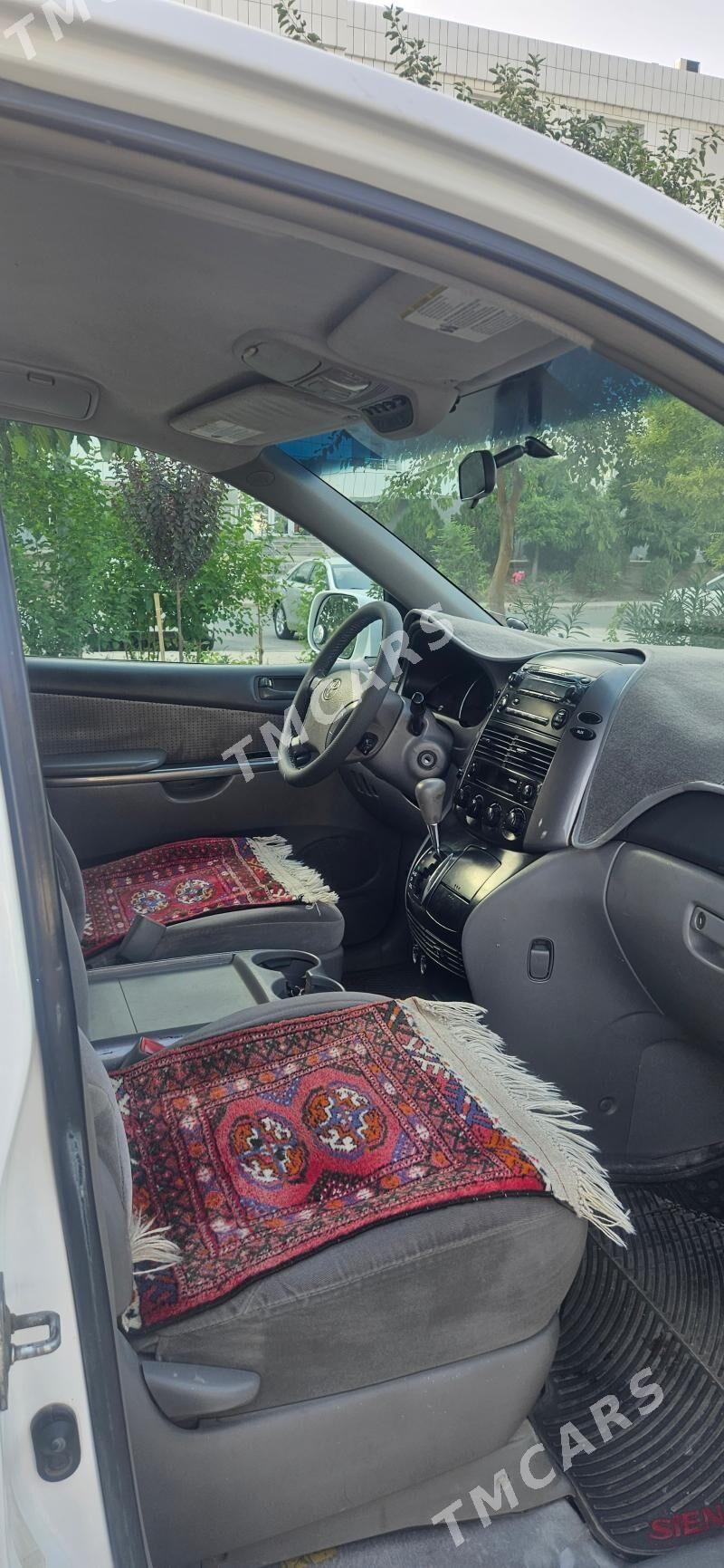 Toyota Sienna 2008 - 235 000 TMT - Гуртли - img 6