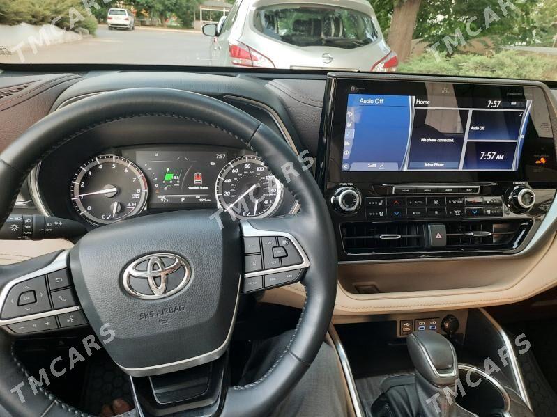 Toyota Highlander 2022 - 882 000 TMT - Aşgabat - img 9