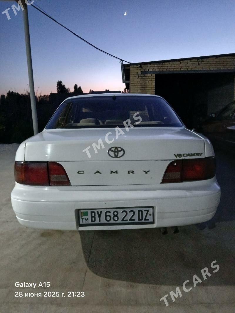 Toyota Camry 1995 - 70 000 TMT - етр. Туркменбаши - img 6