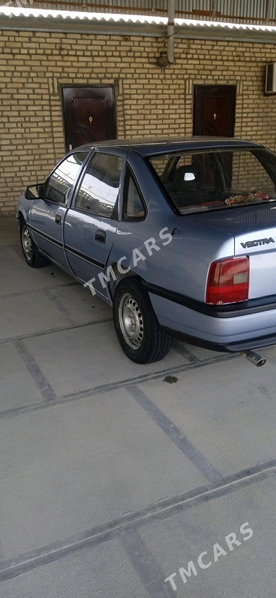 Opel Vectra 1990 - 30 000 TMT - Wekilbazar - img 3