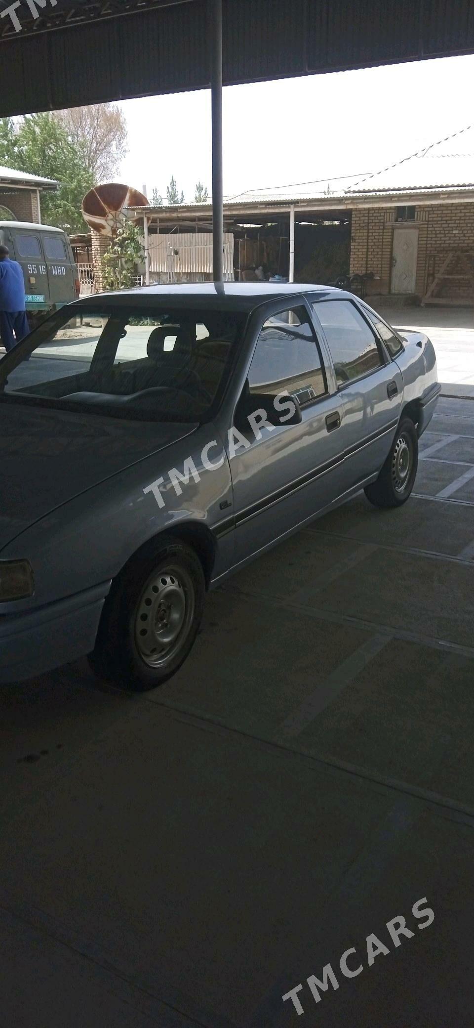 Opel Vectra 1990 - 30 000 TMT - Wekilbazar - img 4