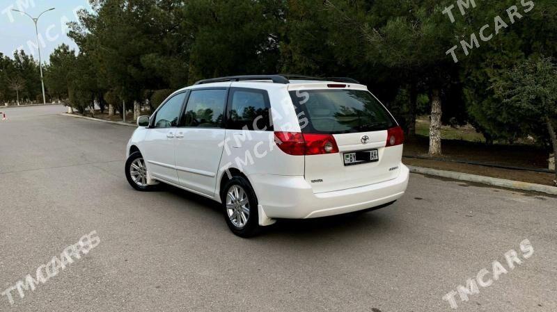 Toyota Sienna 2006 - 200 000 TMT - Гёкдепе - img 4