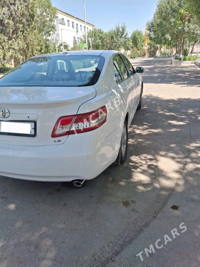 Toyota Camry 2010 - 220 000 TMT - Köneürgenç - img 3