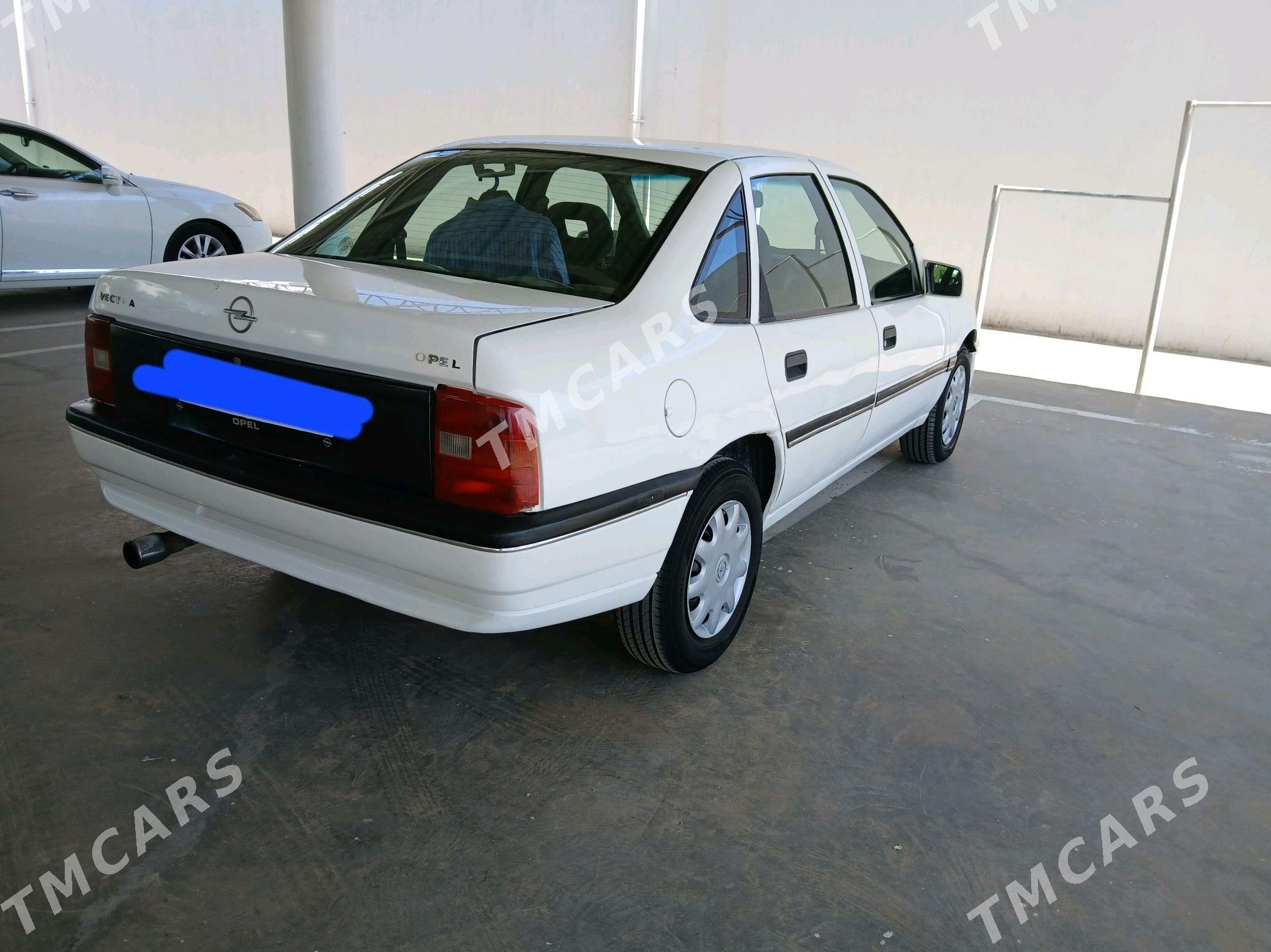 Opel Vectra 1992 - 50 000 TMT - Теджен - img 2