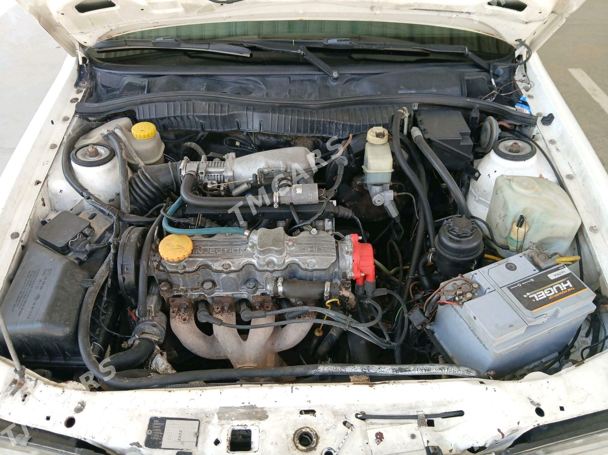 Opel Vectra 1992 - 50 000 TMT - Теджен - img 3