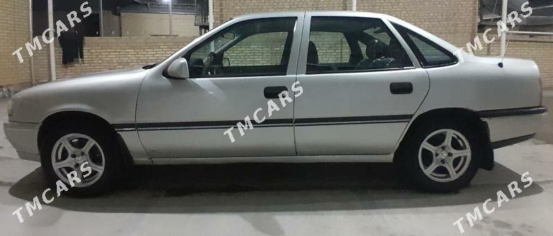 Opel Vectra 1990 - 40 000 TMT - Векильбазар - img 2