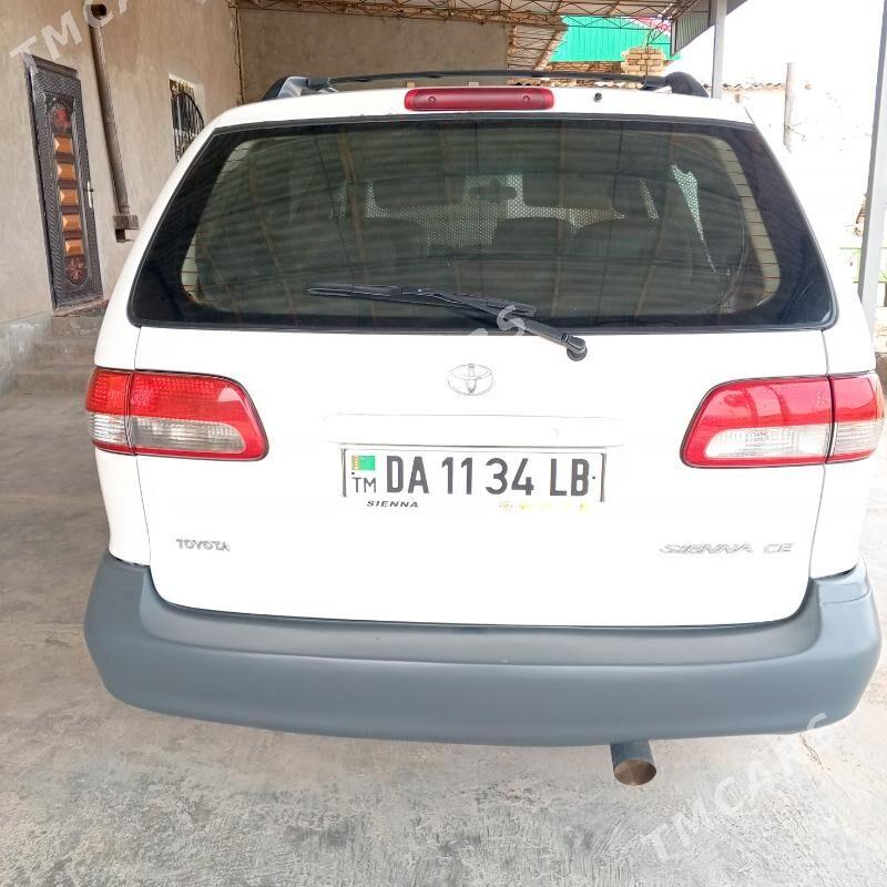 Toyota Sienna 2002 - 170 000 TMT - Kerki - img 3