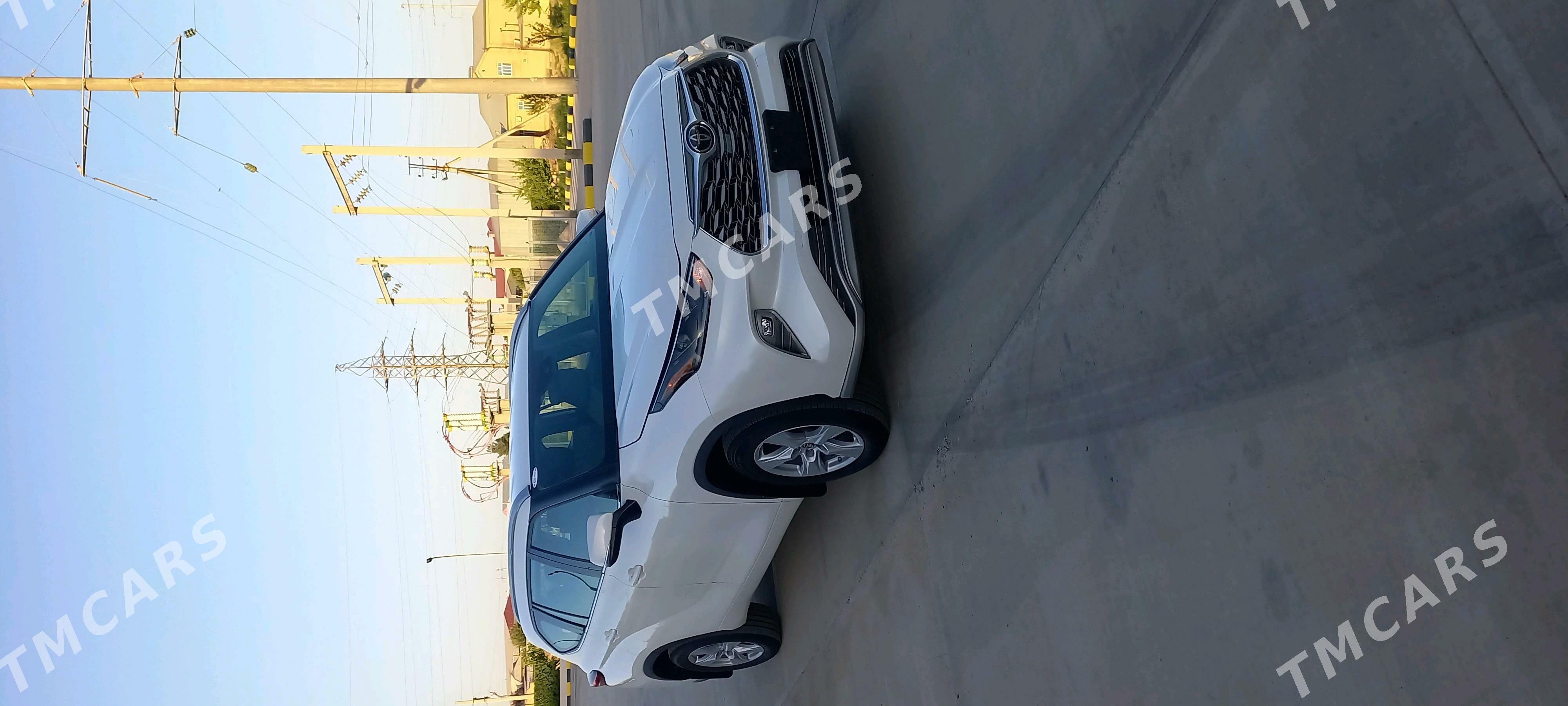 Toyota Highlander 2021 - 505 000 TMT - Мары - img 3