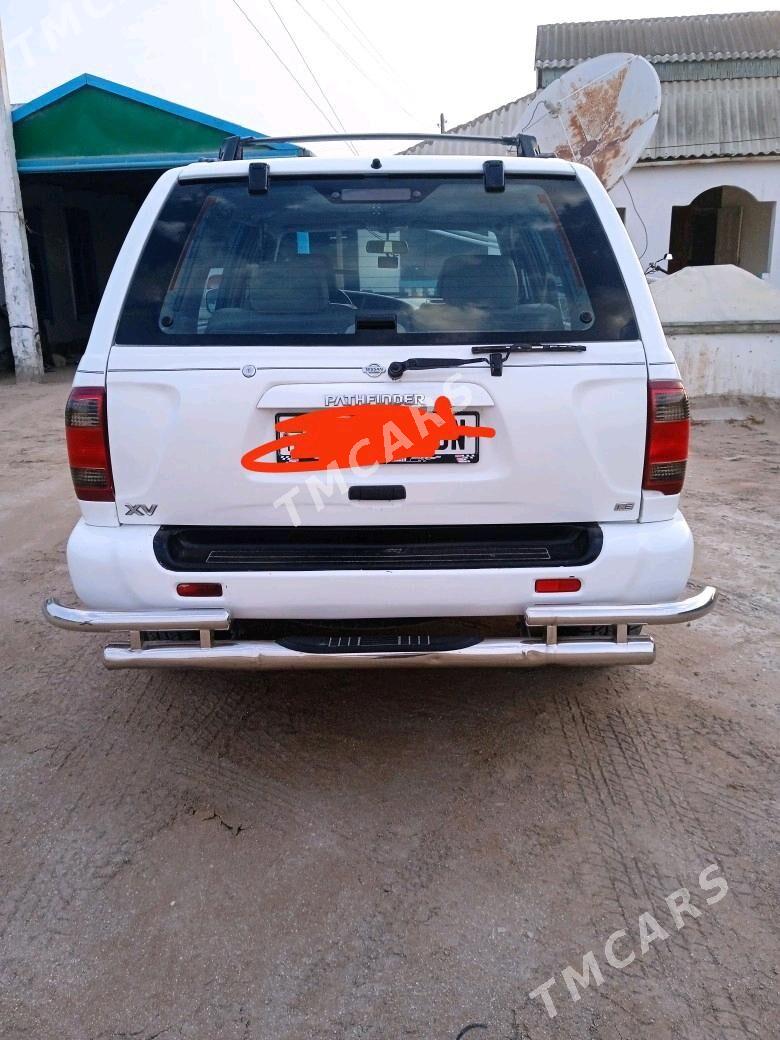 Nissan Pathfinder 2001 - 110 000 TMT - Esenguly - img 1
