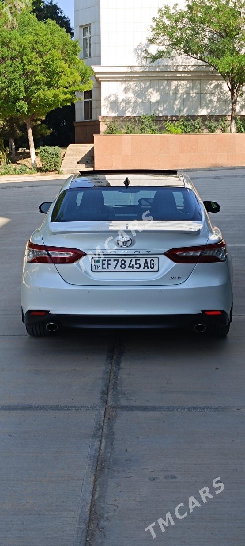 Toyota Camry 2018 - 415 000 TMT - Aşgabat - img 8