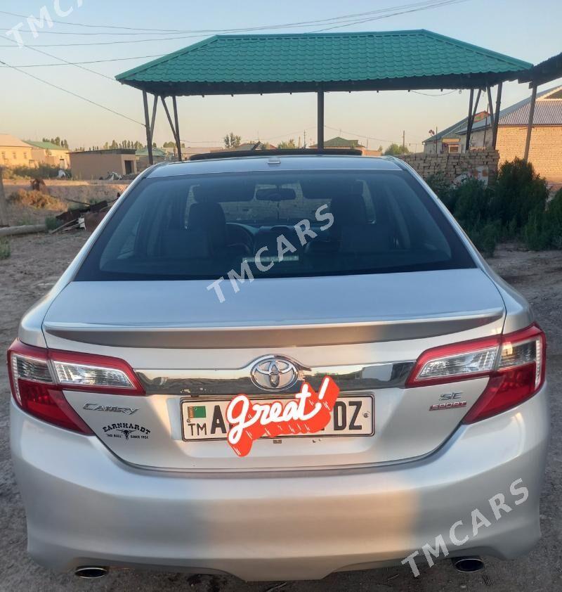 Toyota Camry 2013 - 240 000 TMT - Дашогуз - img 2