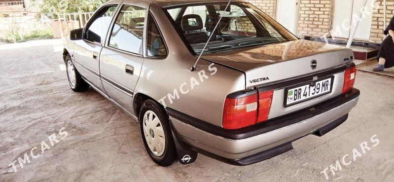 Opel Vectra 1993 - 27 000 TMT - Мургап - img 2