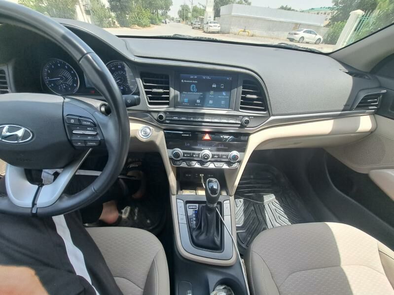Hyundai Elantra 2020 - 235 000 TMT - Howdan "B" - img 2