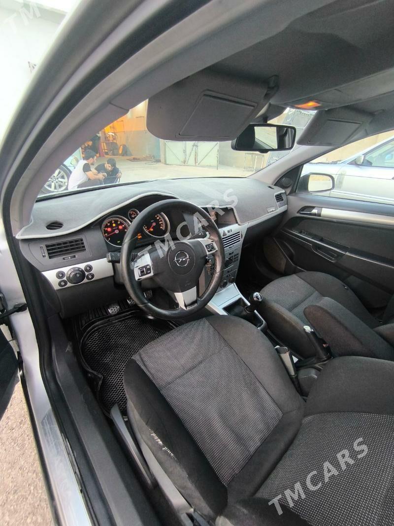 Opel Astra 2008 - 90 000 TMT - Балканабат - img 3