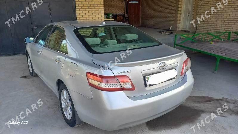Toyota Camry 2010 - 172 000 TMT - Кёнеургенч - img 2