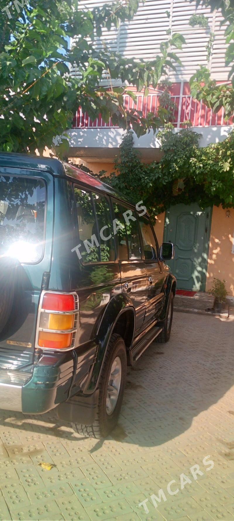 Mitsubishi Pajero 1996 - 70 000 TMT - Мары - img 4
