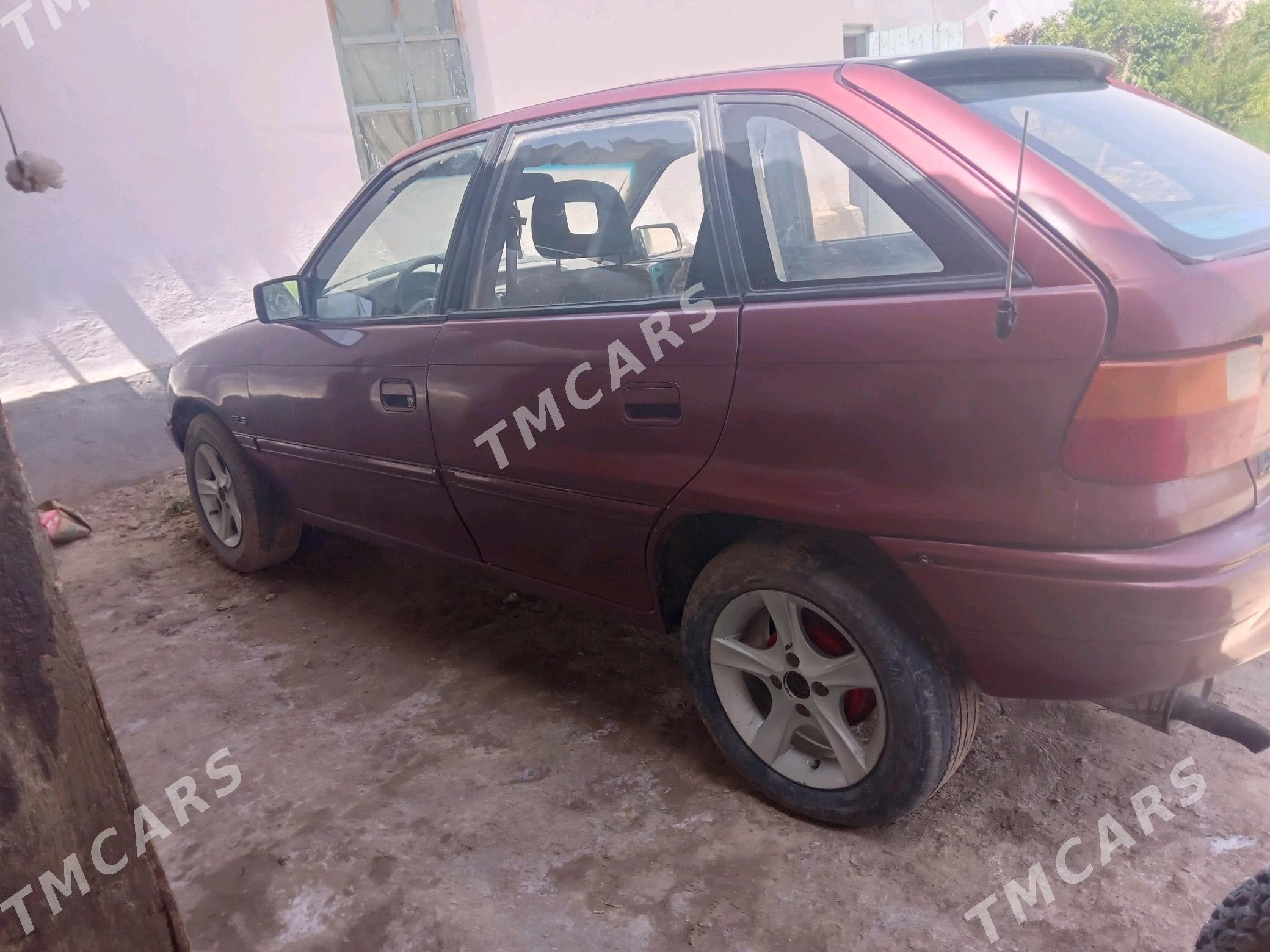 Opel Astra 1991 - 27 000 TMT - Dostluk - img 6