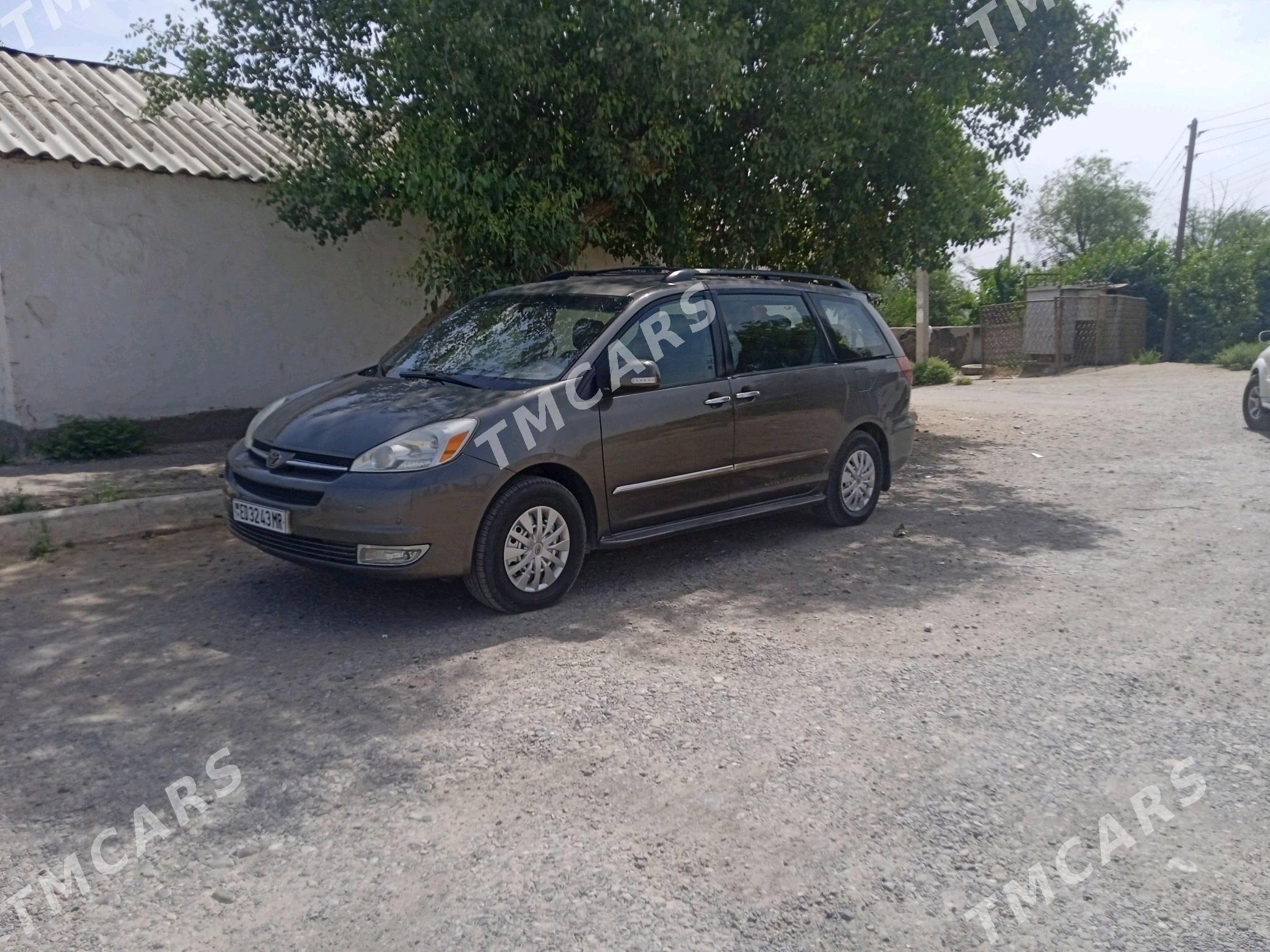 Toyota Sienna 2004 - 230 000 TMT - Ёлётен - img 9