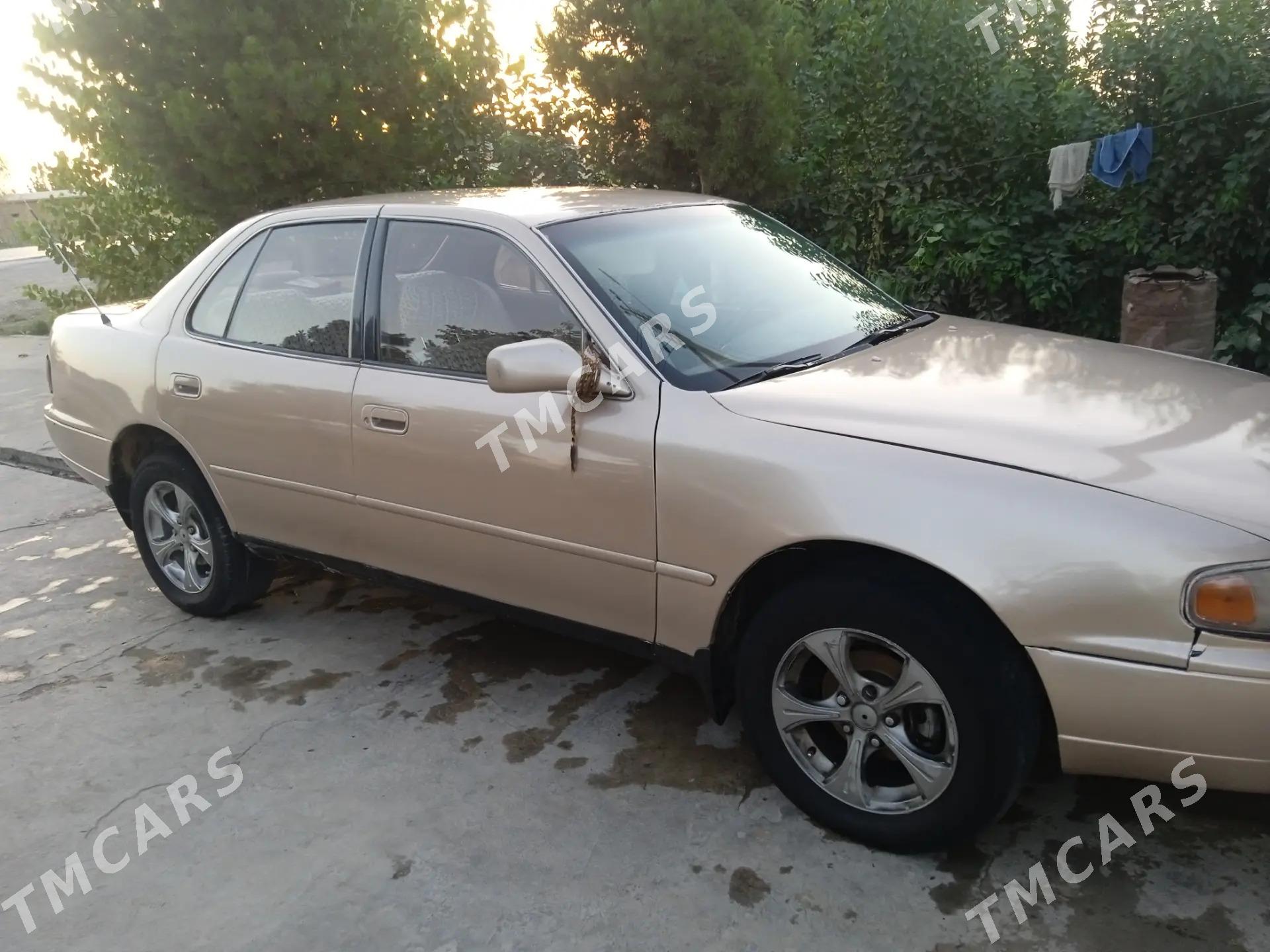 Toyota Camry 1995 - 70 000 TMT - Kerki - img 3