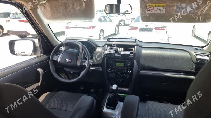 Toyota Hilux 2022 - 215 000 TMT - Ашхабад - img 7