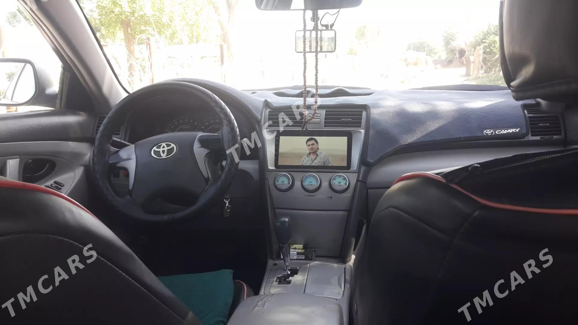 Toyota Camry 2009 - 135 000 TMT - Dänew - img 3