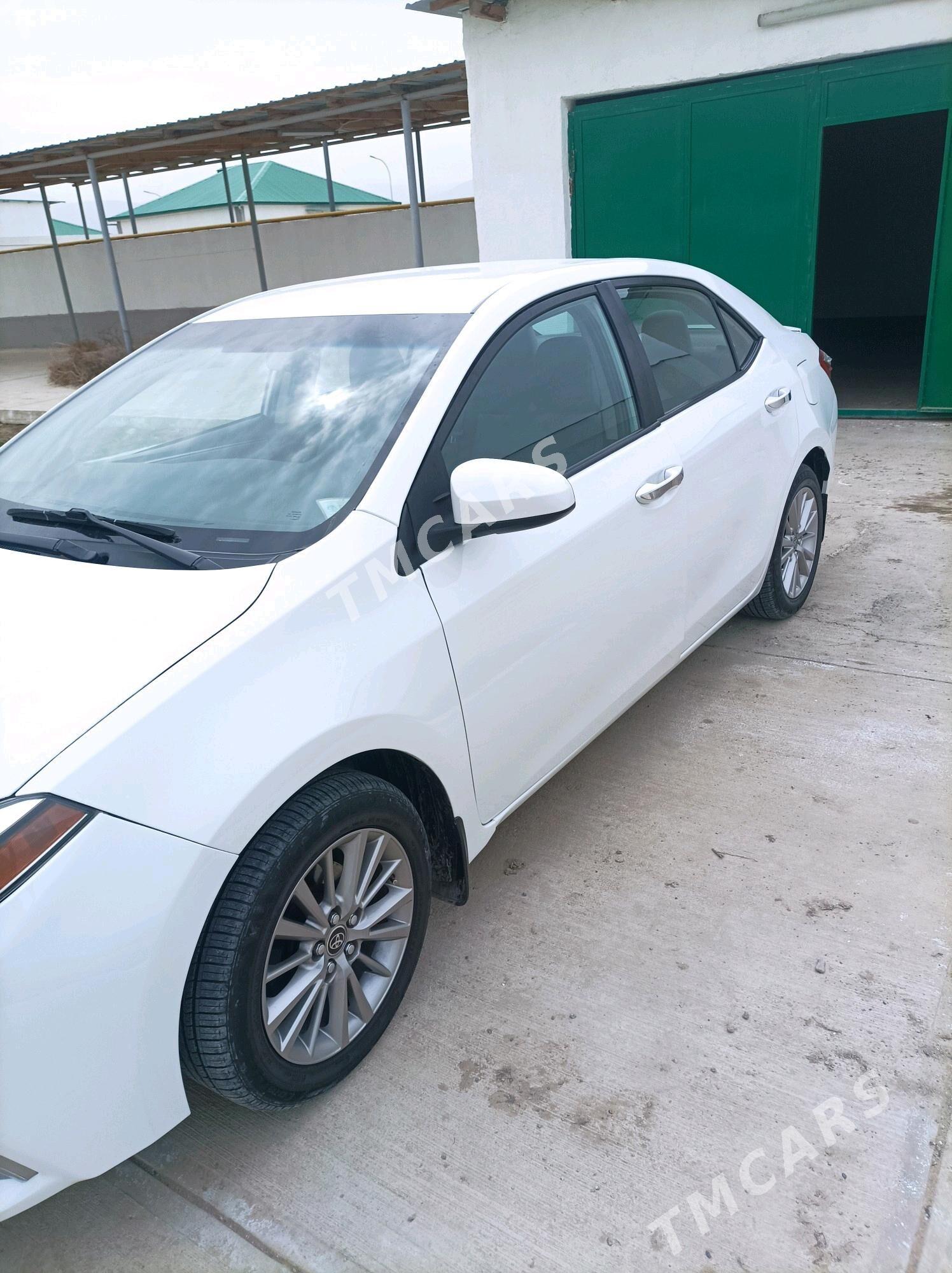 Toyota Corolla 2014 - 190 000 TMT - Гёкдепе - img 4