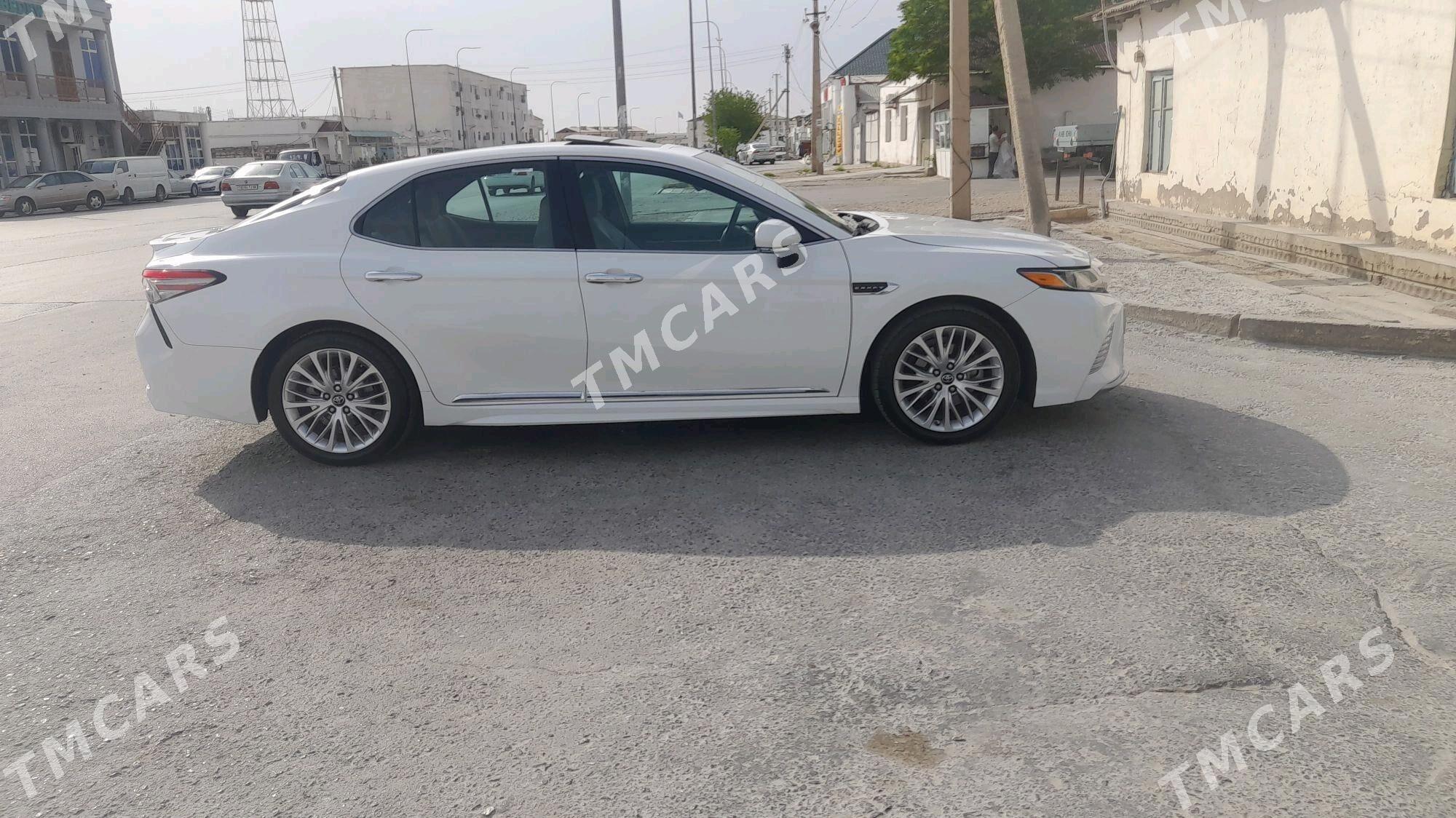 Toyota Camry 2018 - 345 000 TMT - Balkanabat - img 7