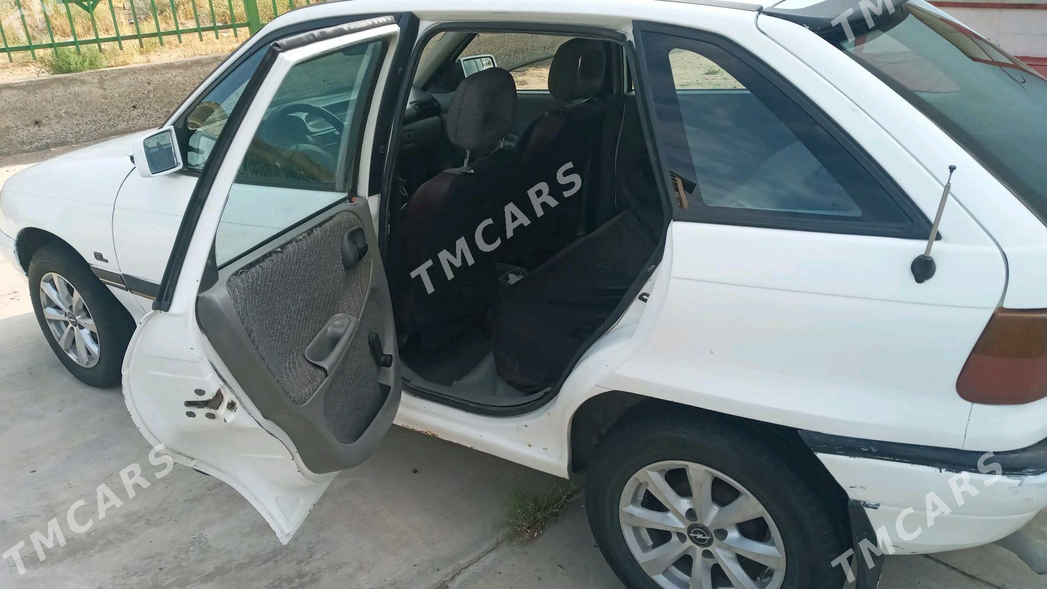 Opel Astra 1992 - 35 000 TMT - Türkmenbaşy - img 4