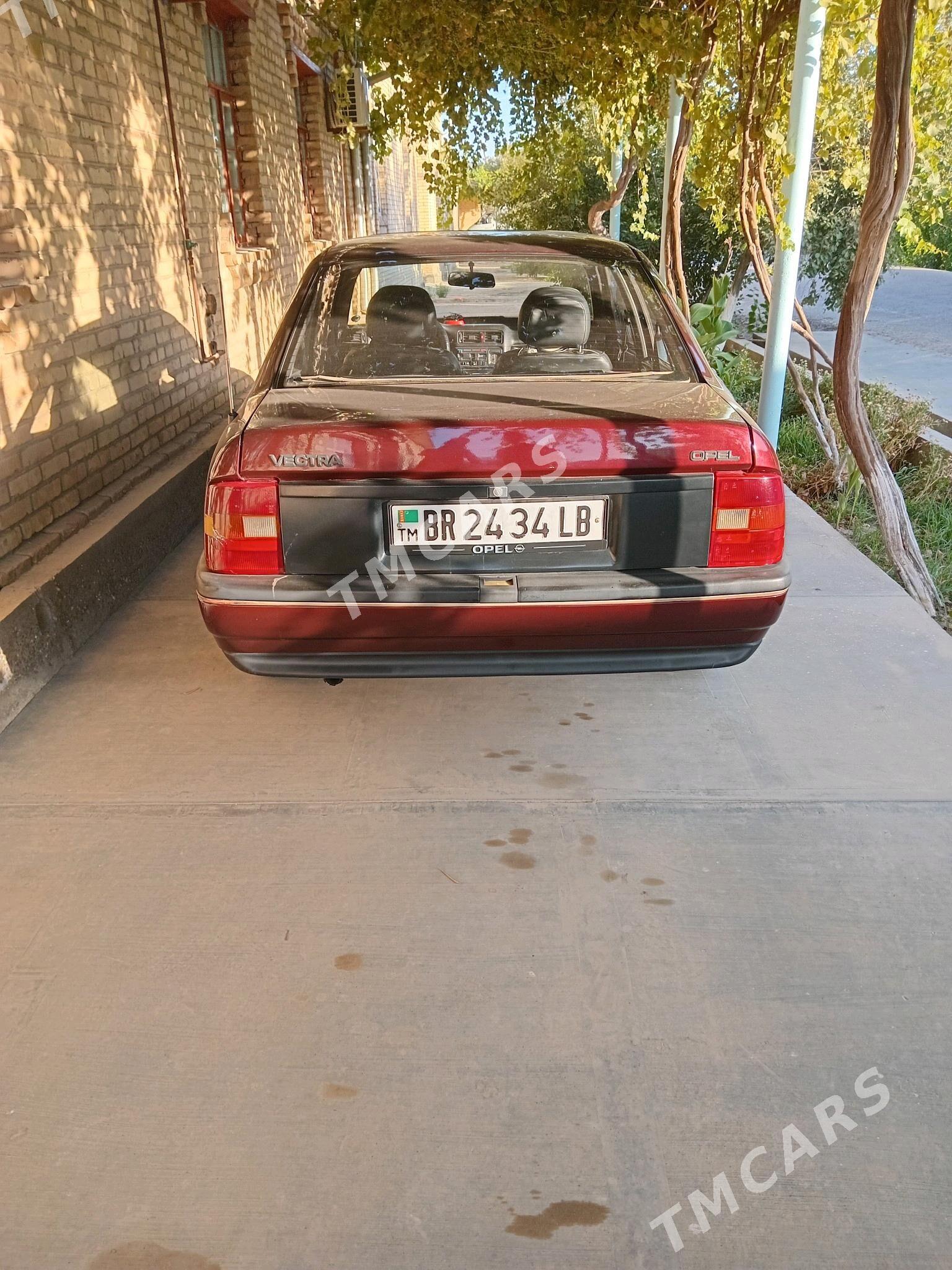 Opel Vectra 1992 - 40 000 TMT - Çärjew - img 2