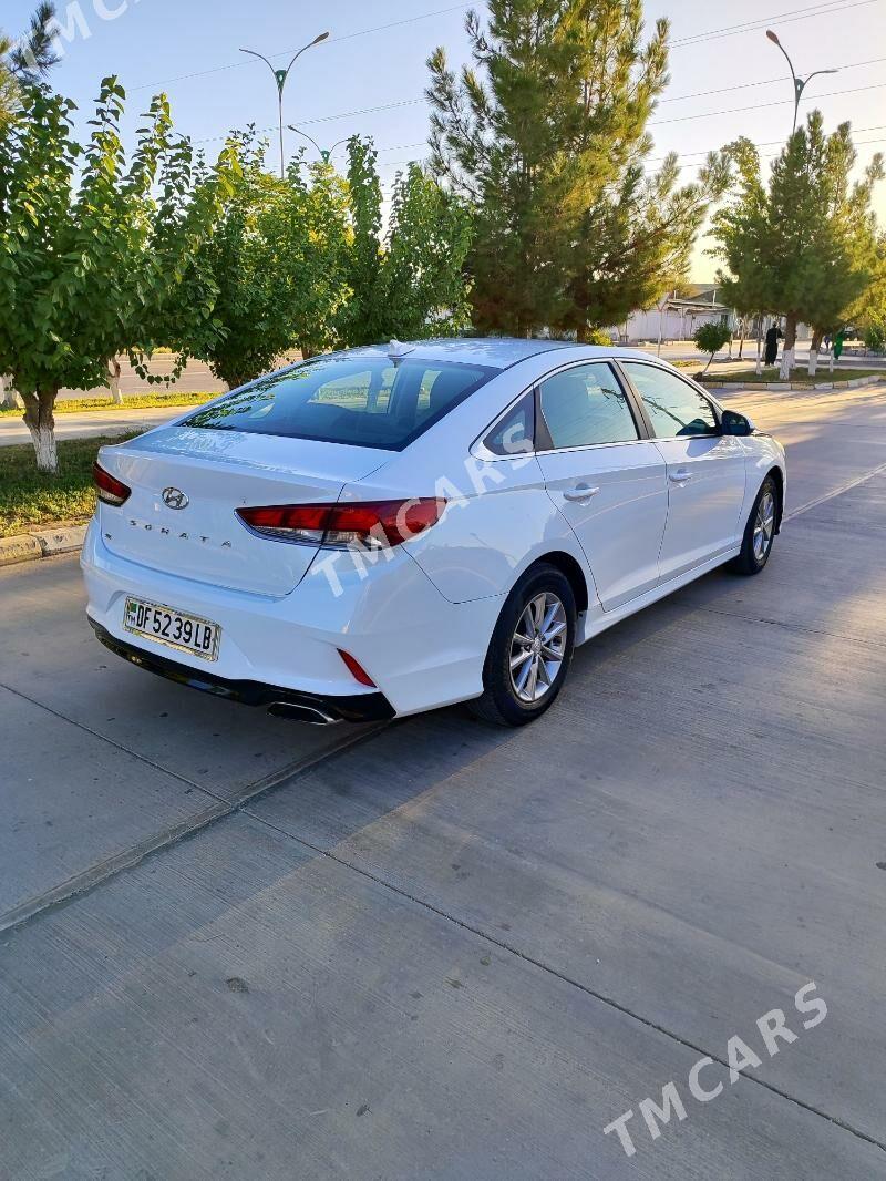 Hyundai Sonata 2018 - 210 000 TMT - Çärjew - img 4