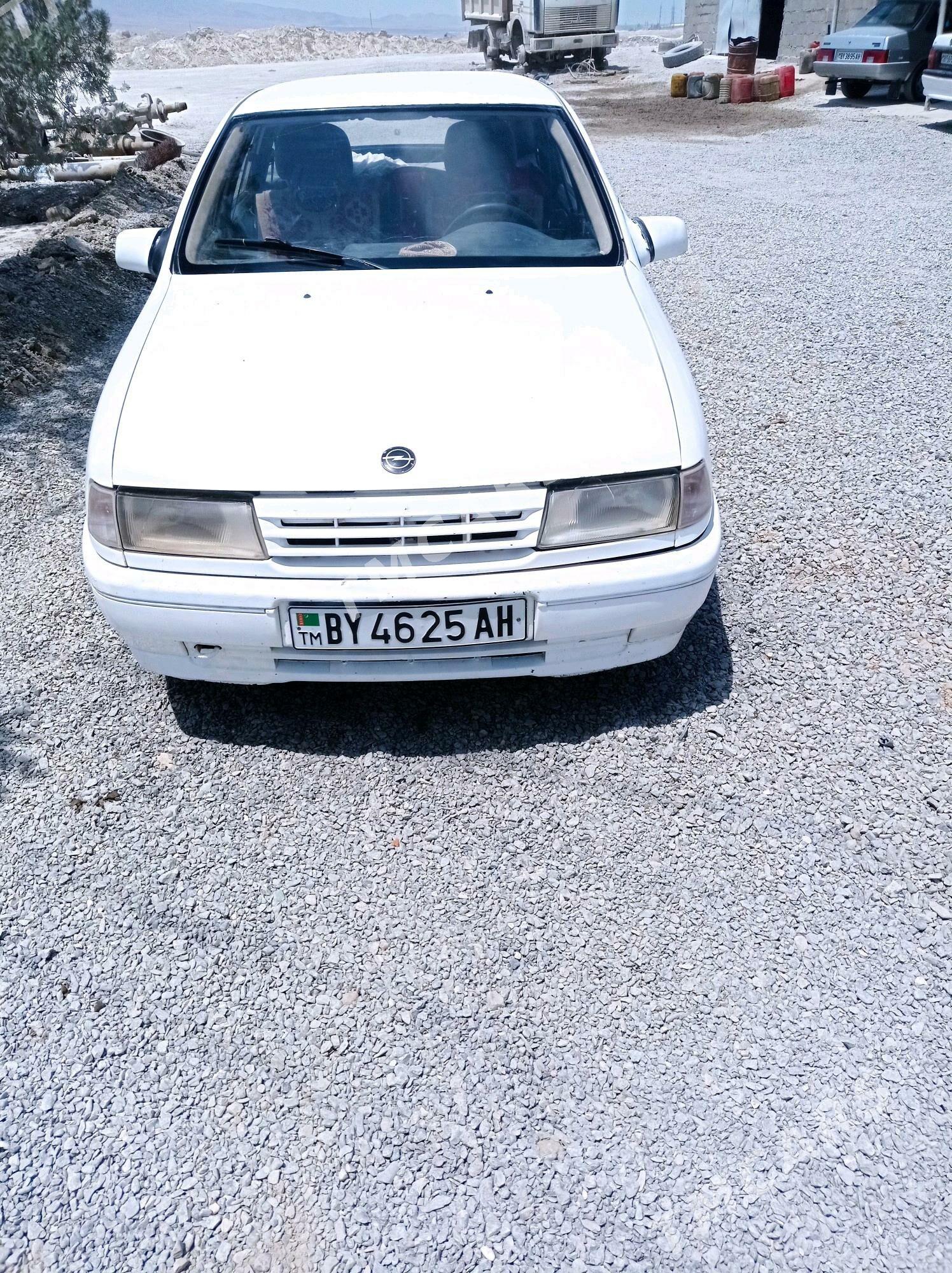 Opel Vectra 1991 - 18 000 TMT - Gökdepe - img 3