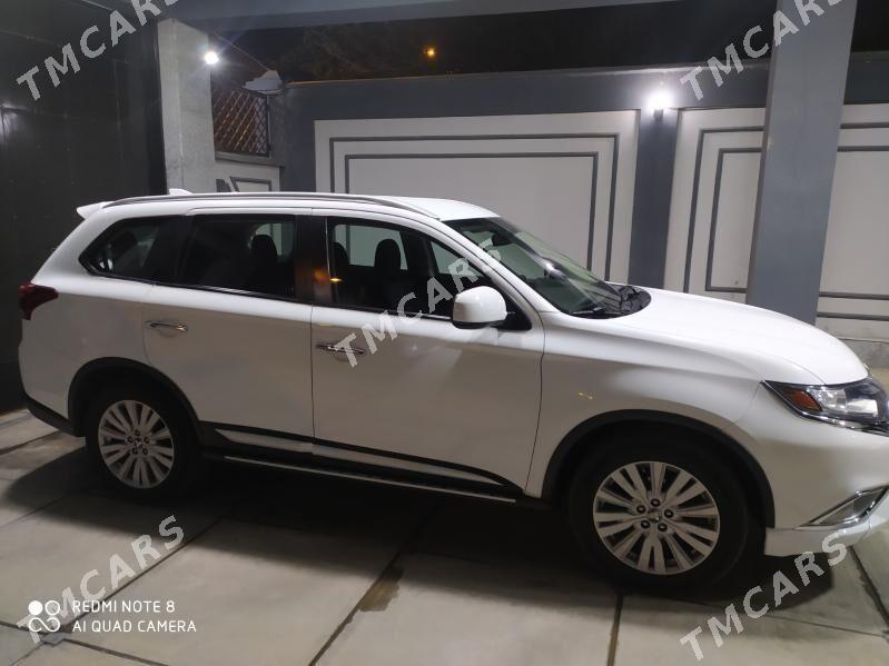 Mitsubishi Outlander 2020 - 260 000 TMT - Ашхабад - img 3
