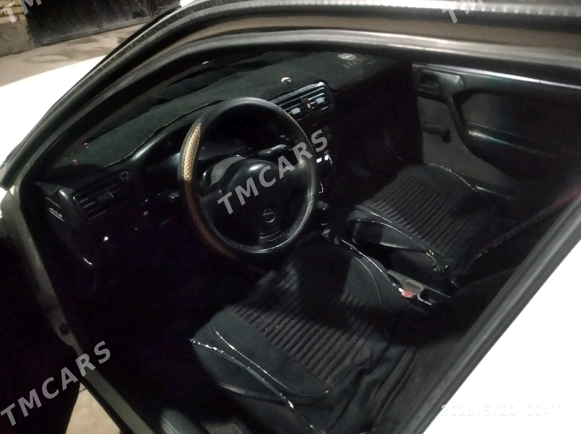 Opel Vectra 1991 - 29 000 TMT - Чарджоу - img 1