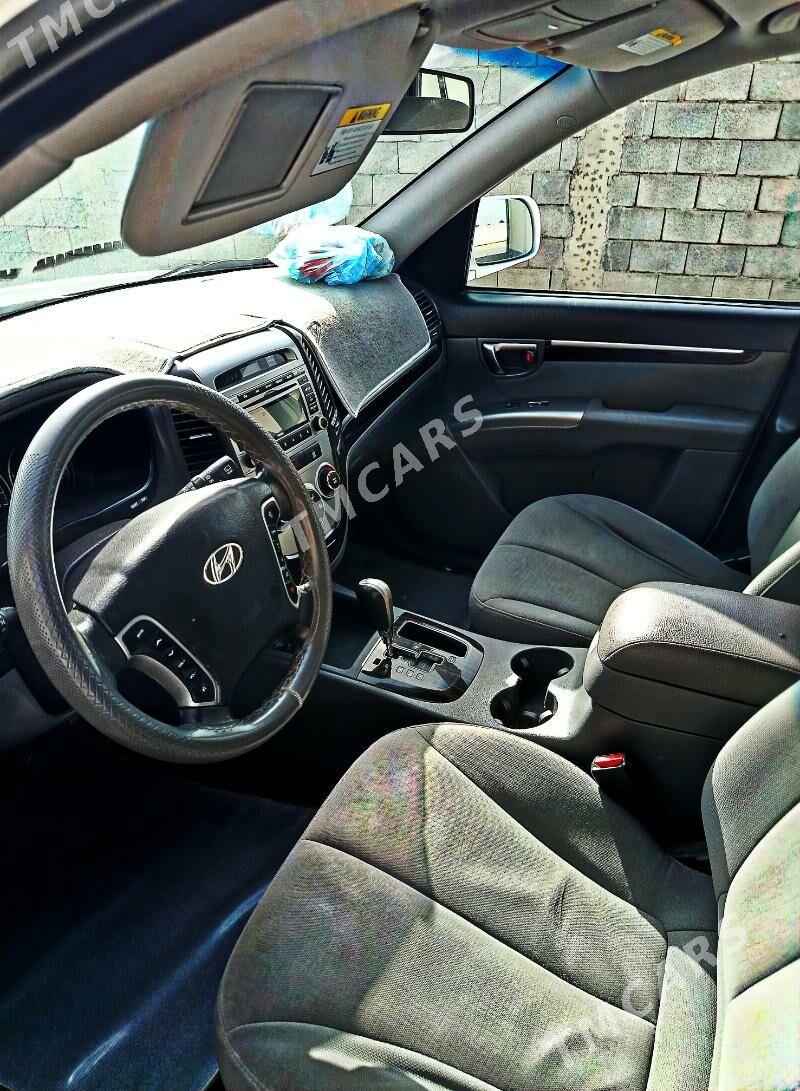 Hyundai Santa Fe 2012 - 168 000 TMT - Büzmeýin - img 5