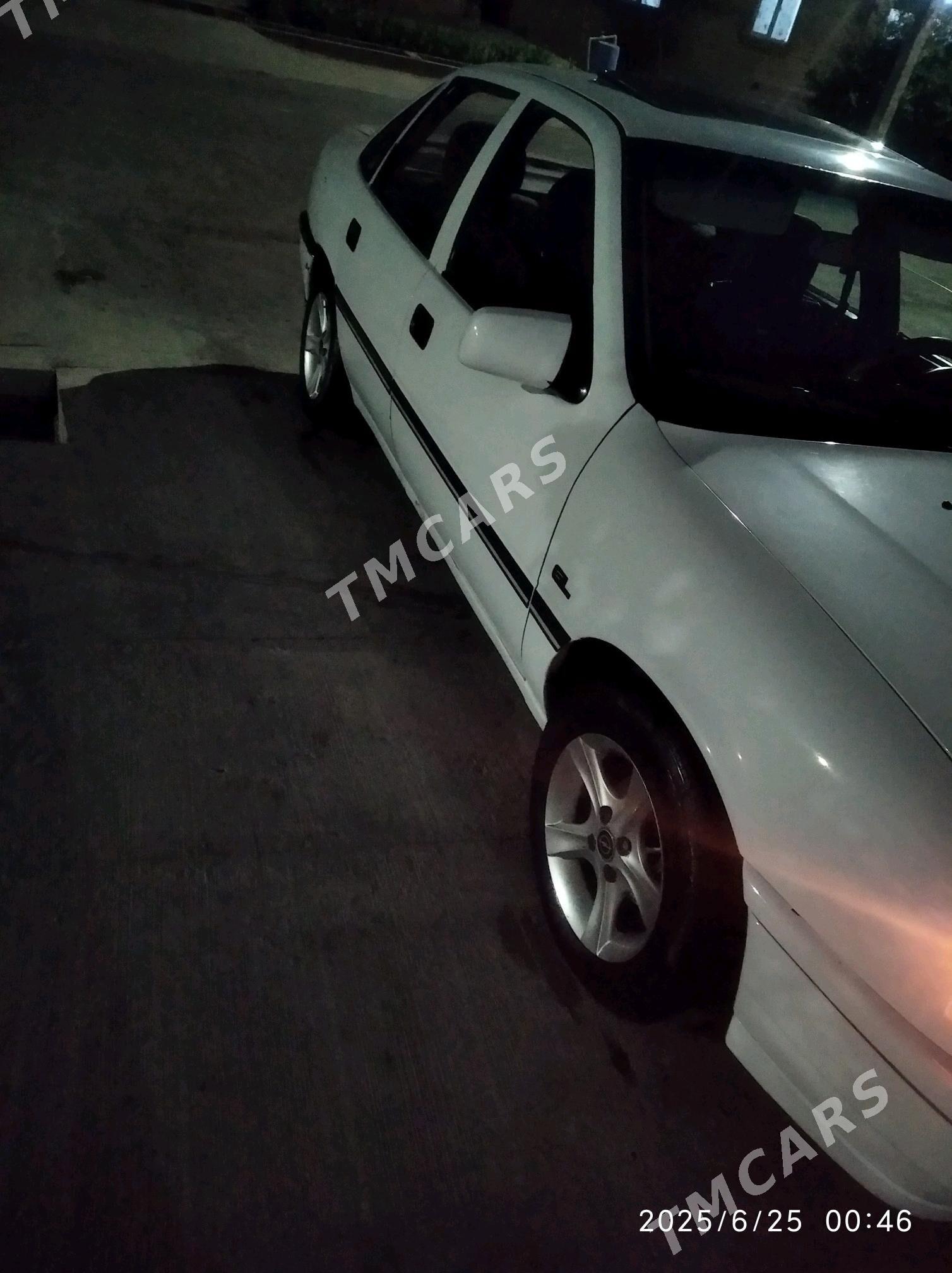 Opel Vectra 1991 - 29 000 TMT - Чарджоу - img 4