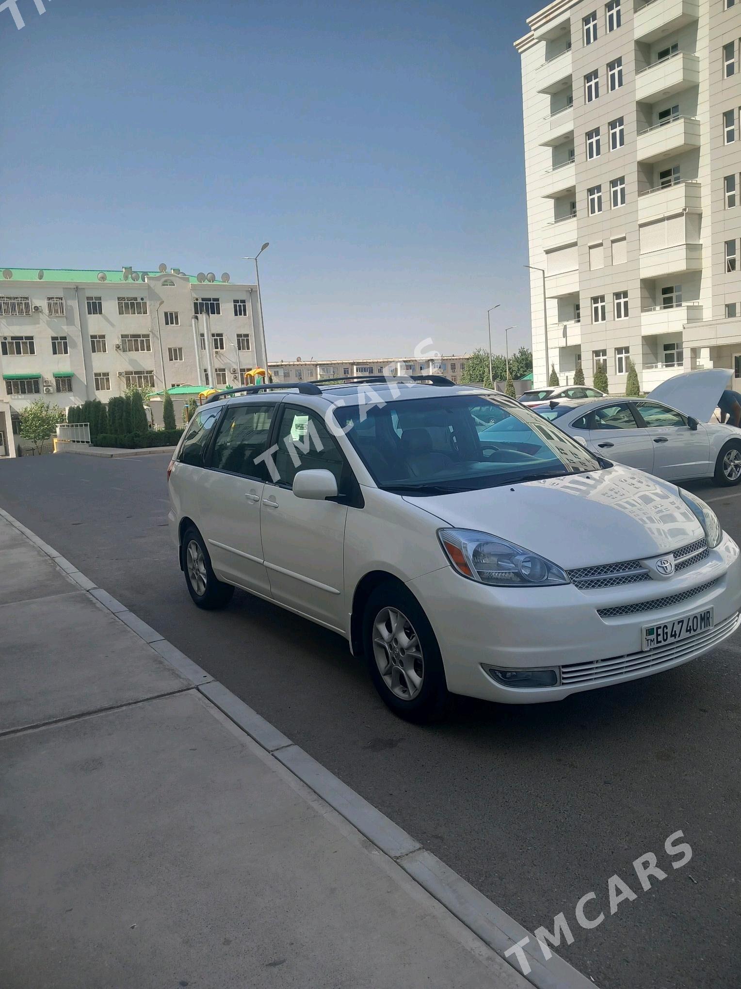 Toyota Sienna 2004 - 270 000 TMT - Мары - img 4