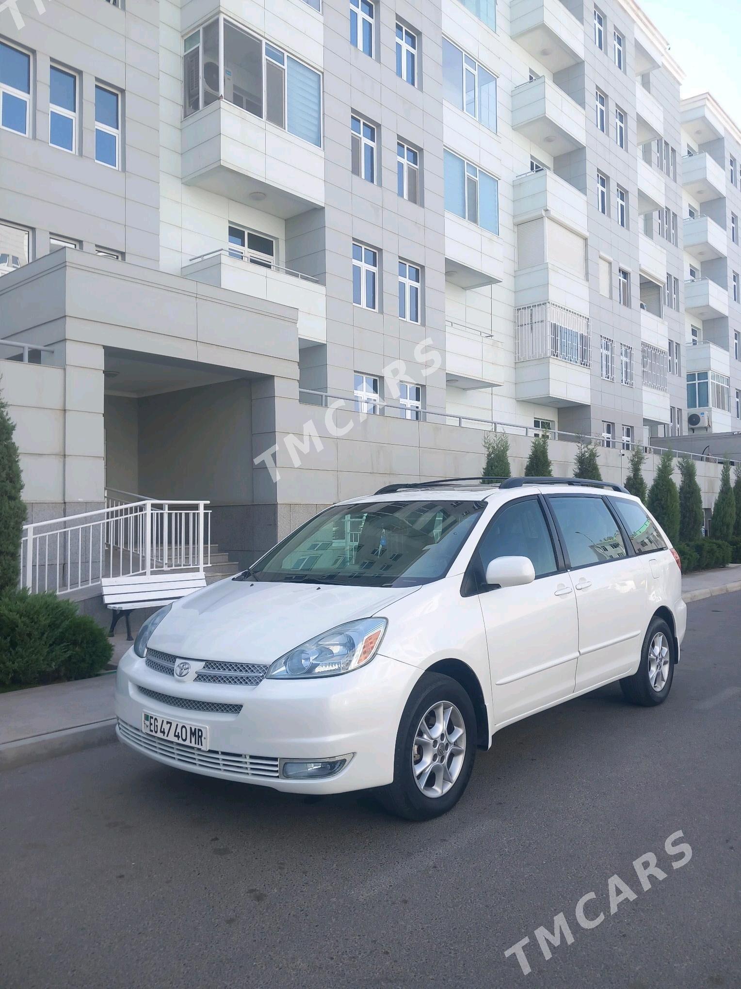 Toyota Sienna 2004 - 270 000 TMT - Мары - img 5