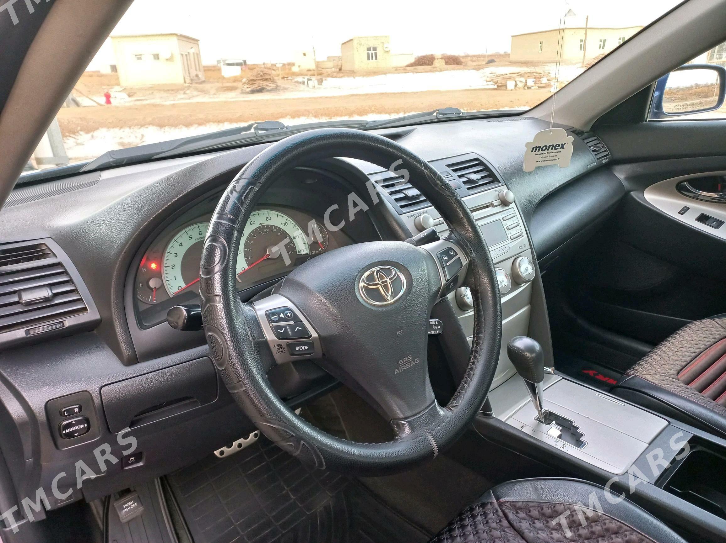 Toyota Camry 2010 - 190 000 TMT - Mary - img 3