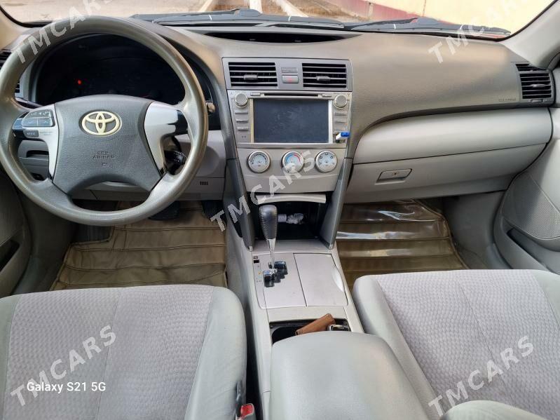 Toyota Camry 2010 - 168 000 TMT - Сакар - img 2