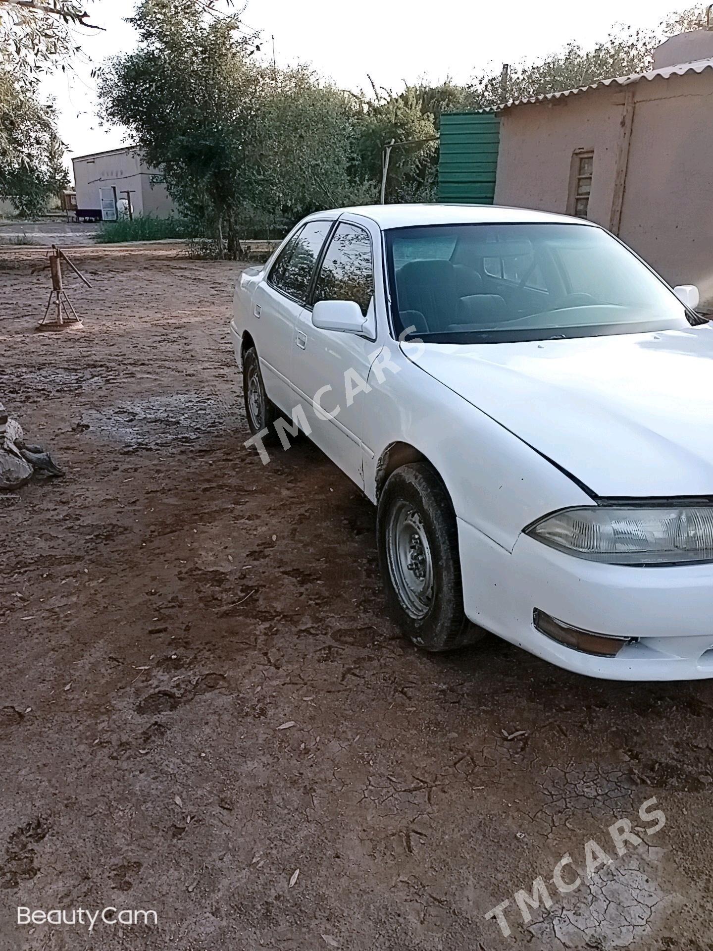 Toyota Camry 1993 - 40 000 TMT - Акдепе - img 3