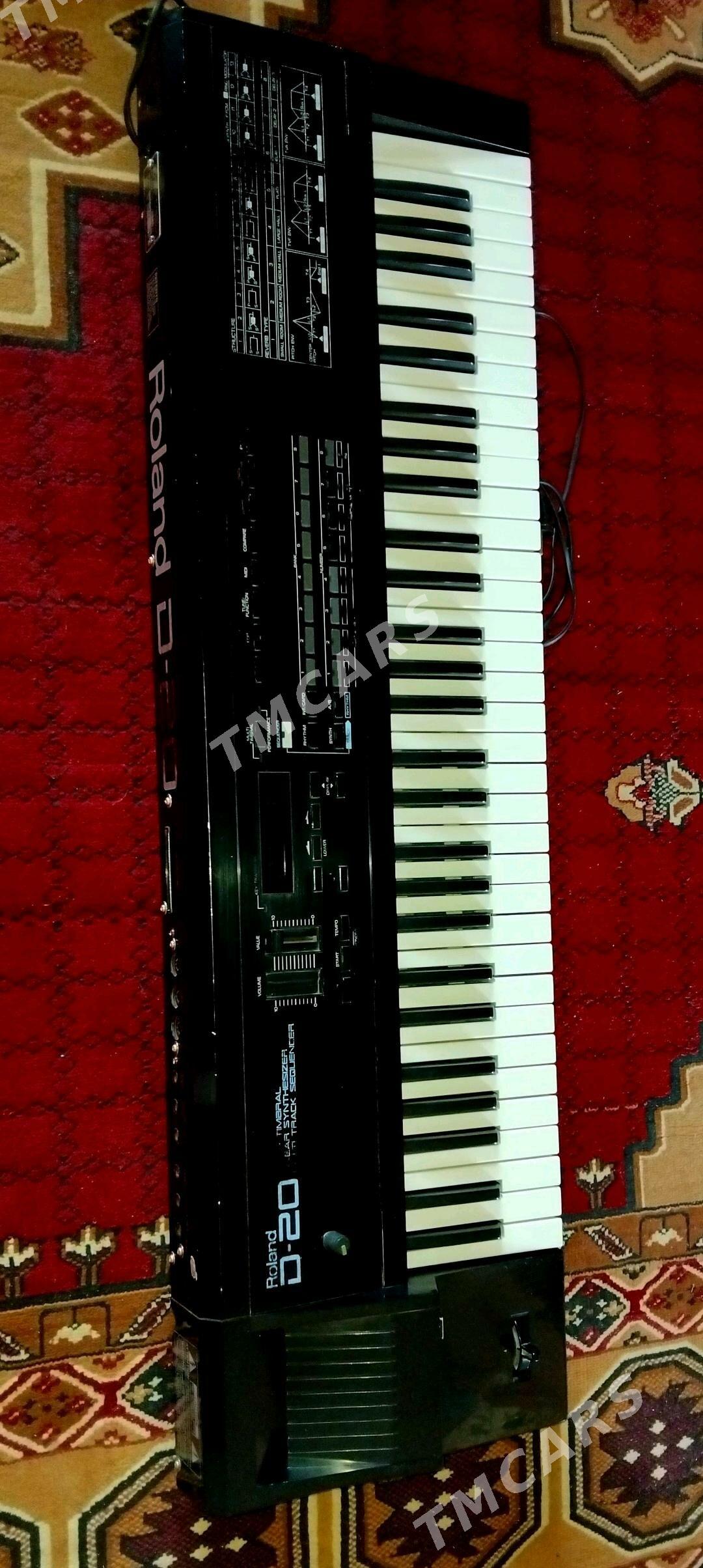 Roland  D - 20 - Sakarçäge - img 2